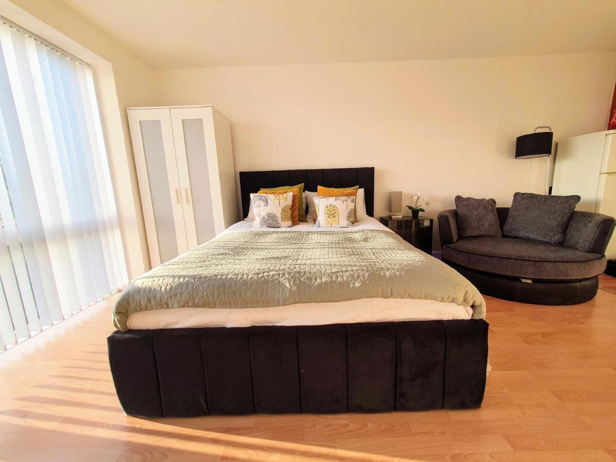 Contemporary Modern Studio Apartment - City Centre Birmingham Exteriör bild